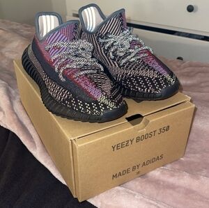 Yeezy Adidas YECHEIL sz 6 Mens 7 Womens like new
